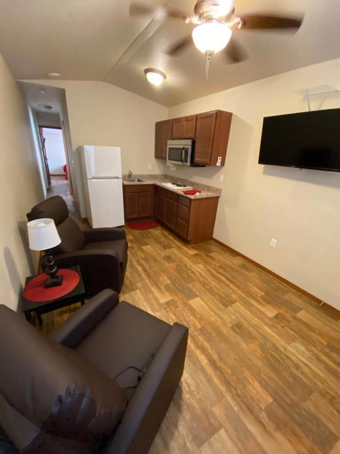 Custom Touch Village Sulphur Exterior photo